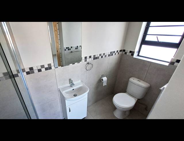 4 BEDROOM HOUSE FOR SALE IN HOOGLAND